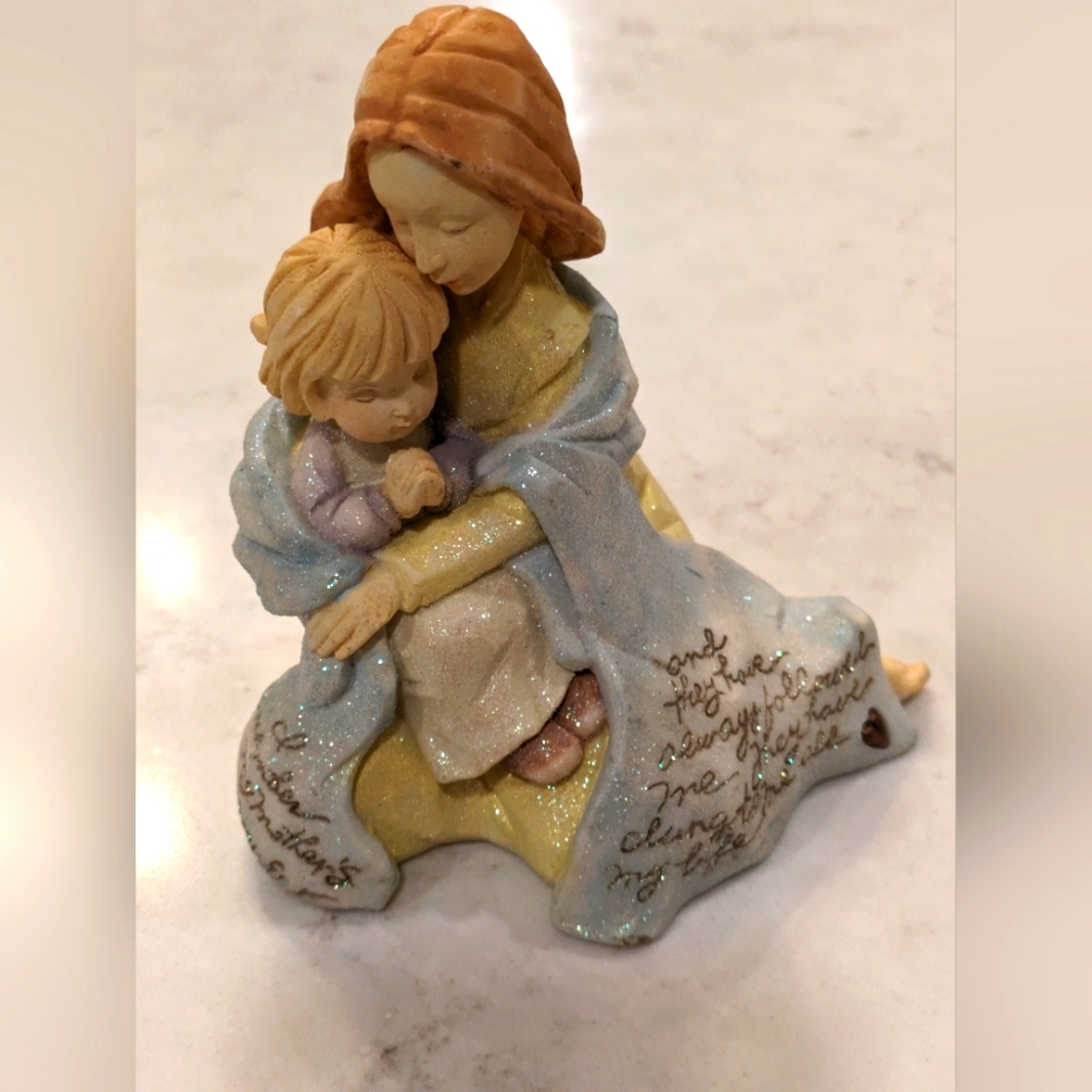 2003 Vintage Karen Haha Foundation by Enesco Mother & Child 5.5". Excellent Cond